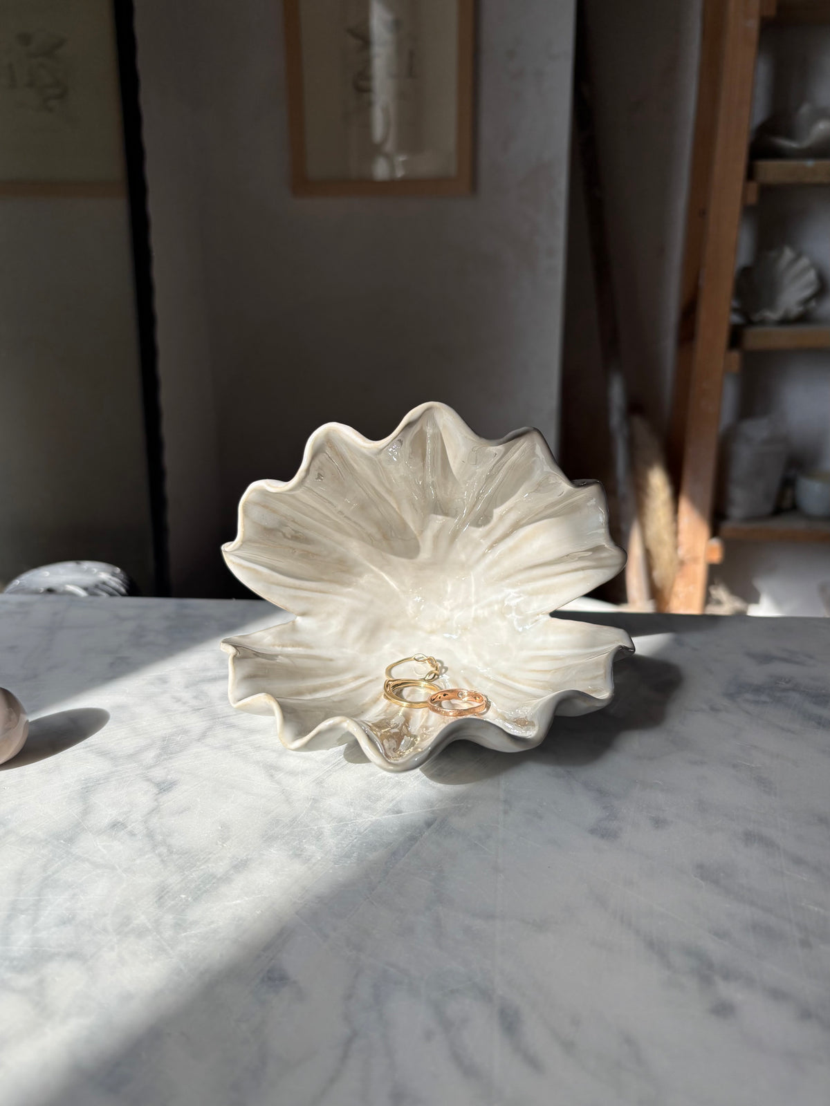 Muszla Skarbiec na Biżuterię z Perłą Pearl White