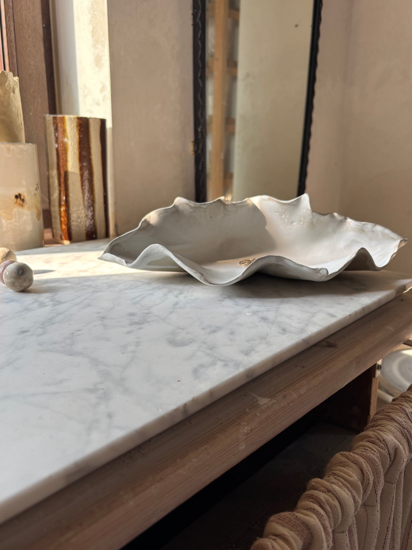 Ceramiczna Rzeźba Muszla na Biżuterię XL Milky Romantic