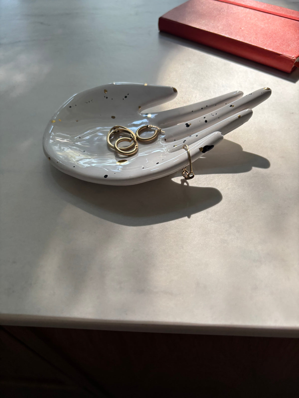 Ceramiczna Dłoń na Biżuterię 6/26 Golden Dalmatinian