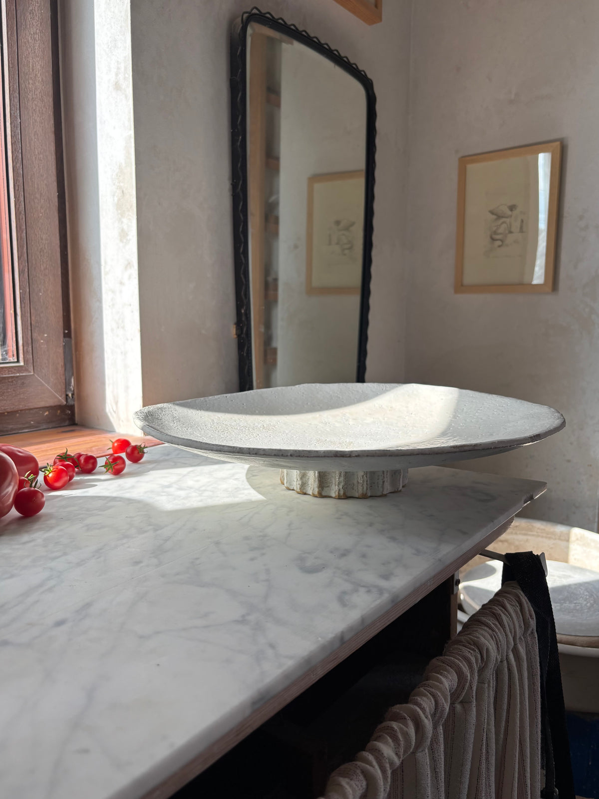 Ceramiczna Okrągła Misa na Cokole XXL Rustic White