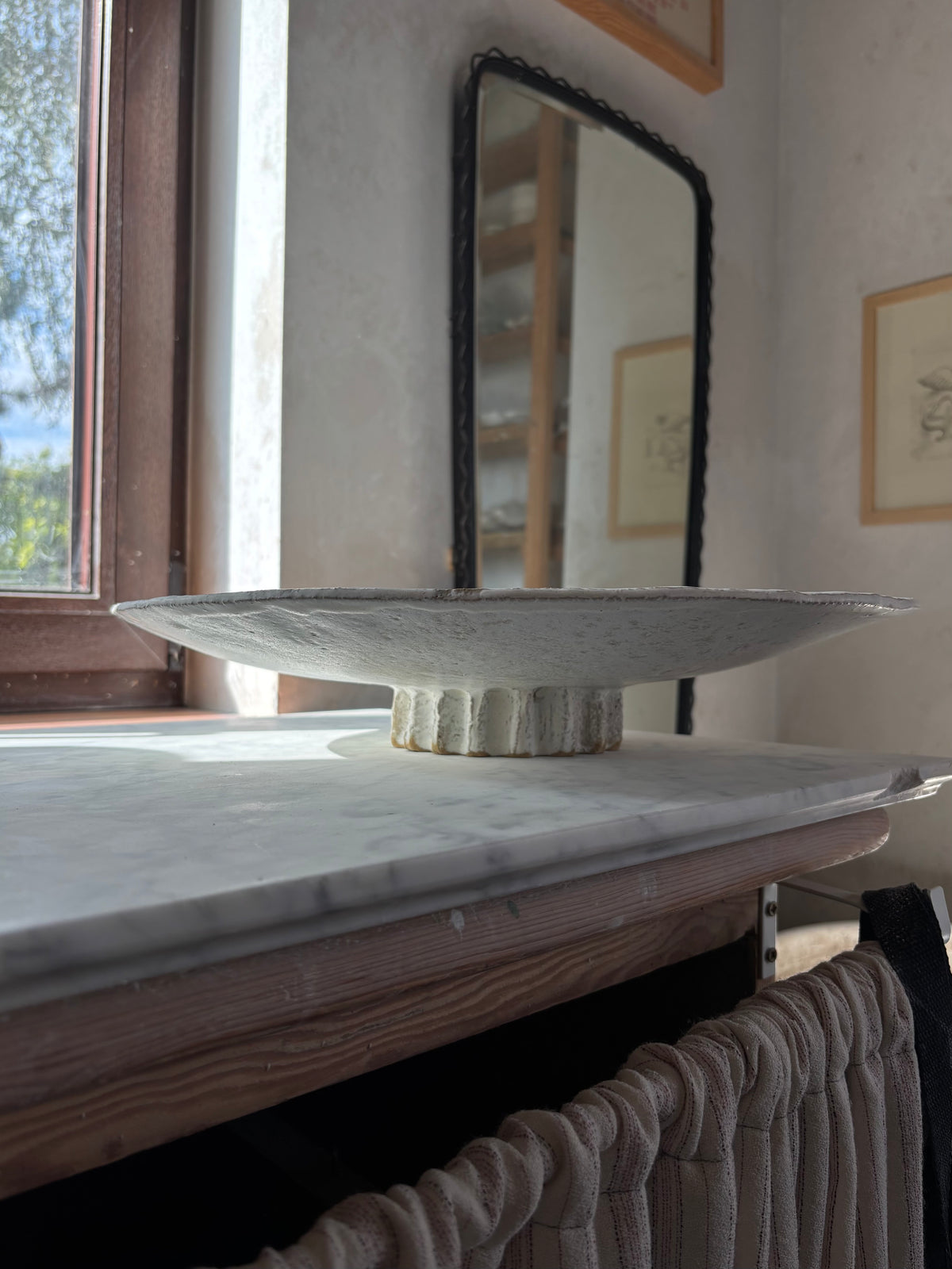 Ceramiczna Okrągła Misa na Cokole XXL Rustic White