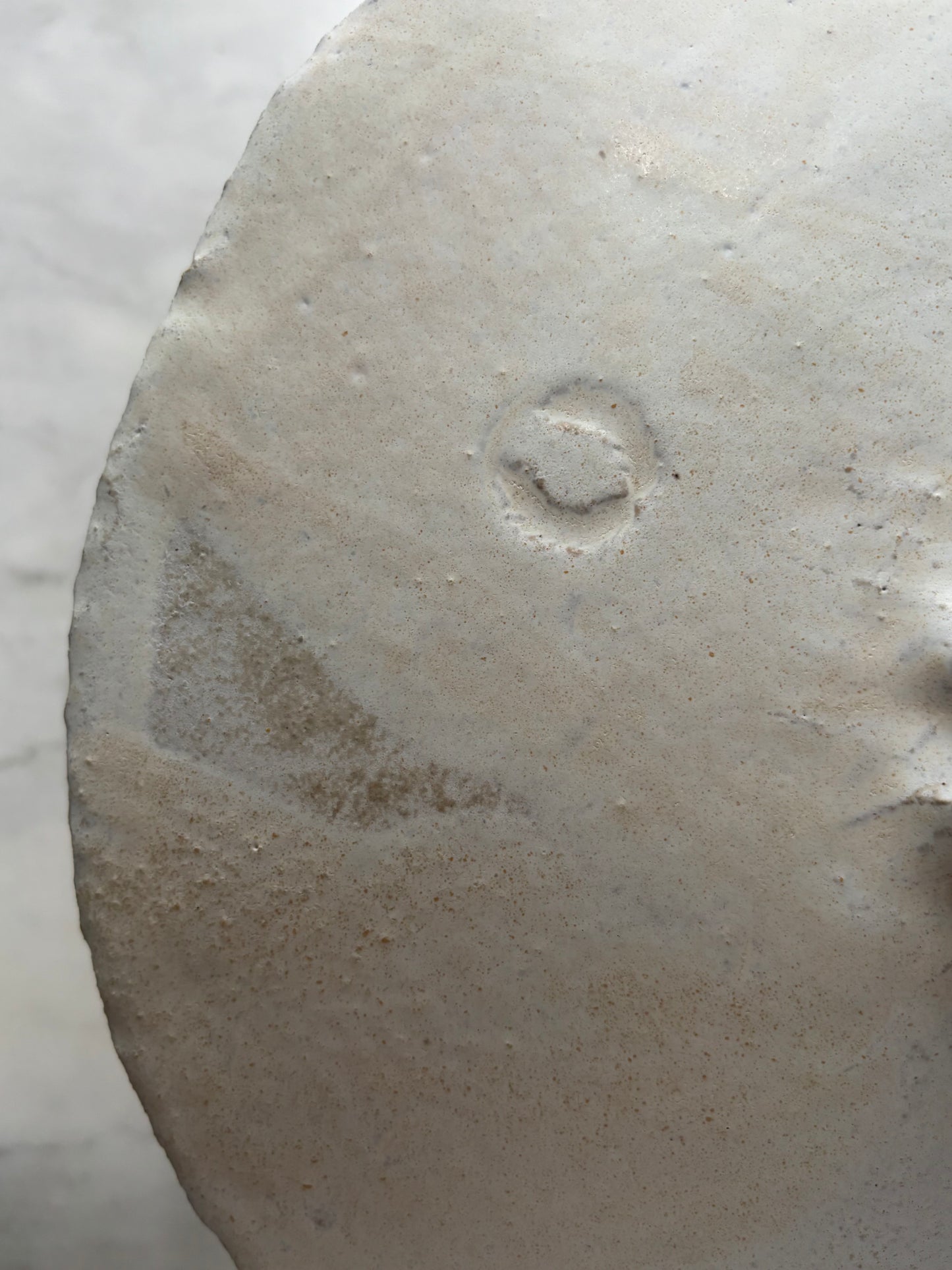 Ceramiczna Okrągła Misa na Cokole XXL Rustic White