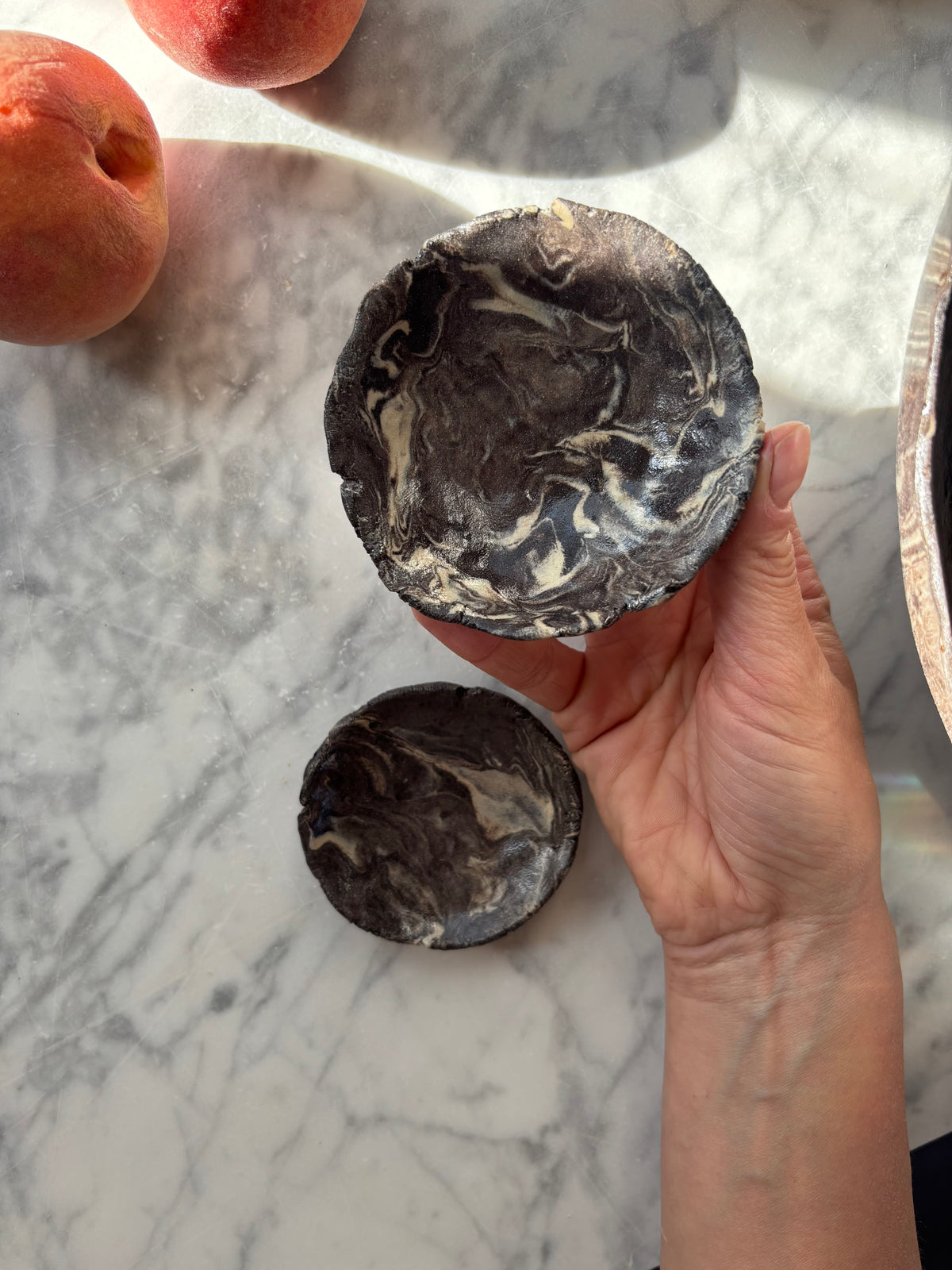 Ceramiczna Okrągła Misa na Sałaty XL Marble Effect
