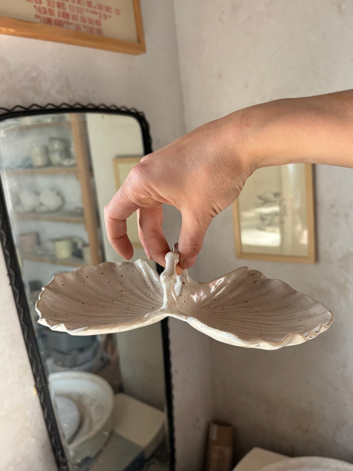 Ceramiczny Talerzyk Podwójna Muszla na Przekąski