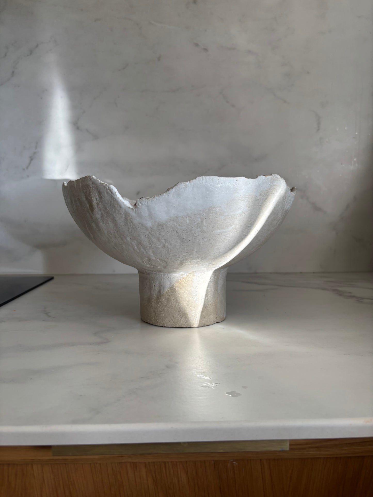 Ceramiczna Okrągła Misa na Cokole XXL Rustic White