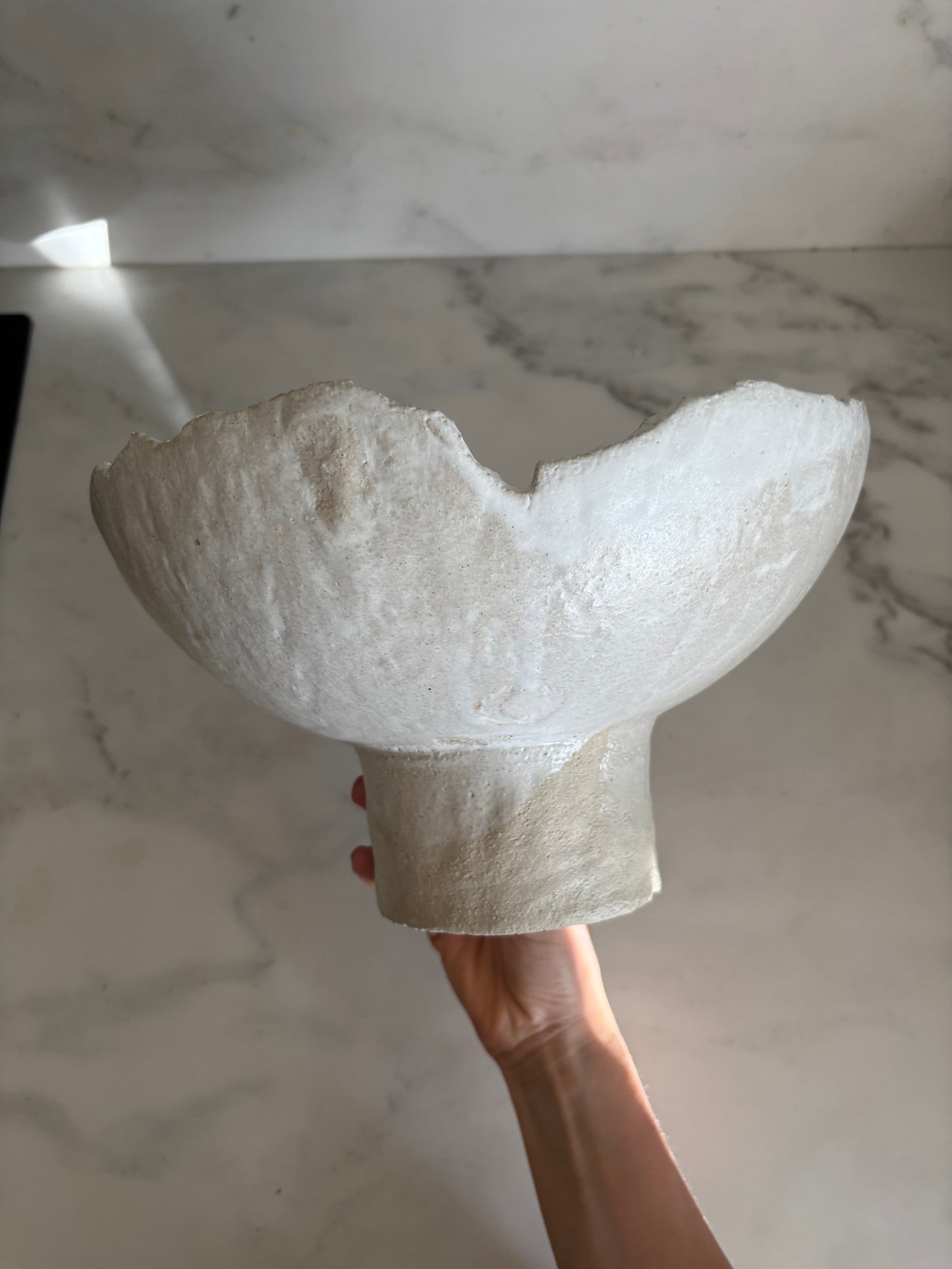 Ceramiczna Okrągła Misa na Cokole XXL Rustic White