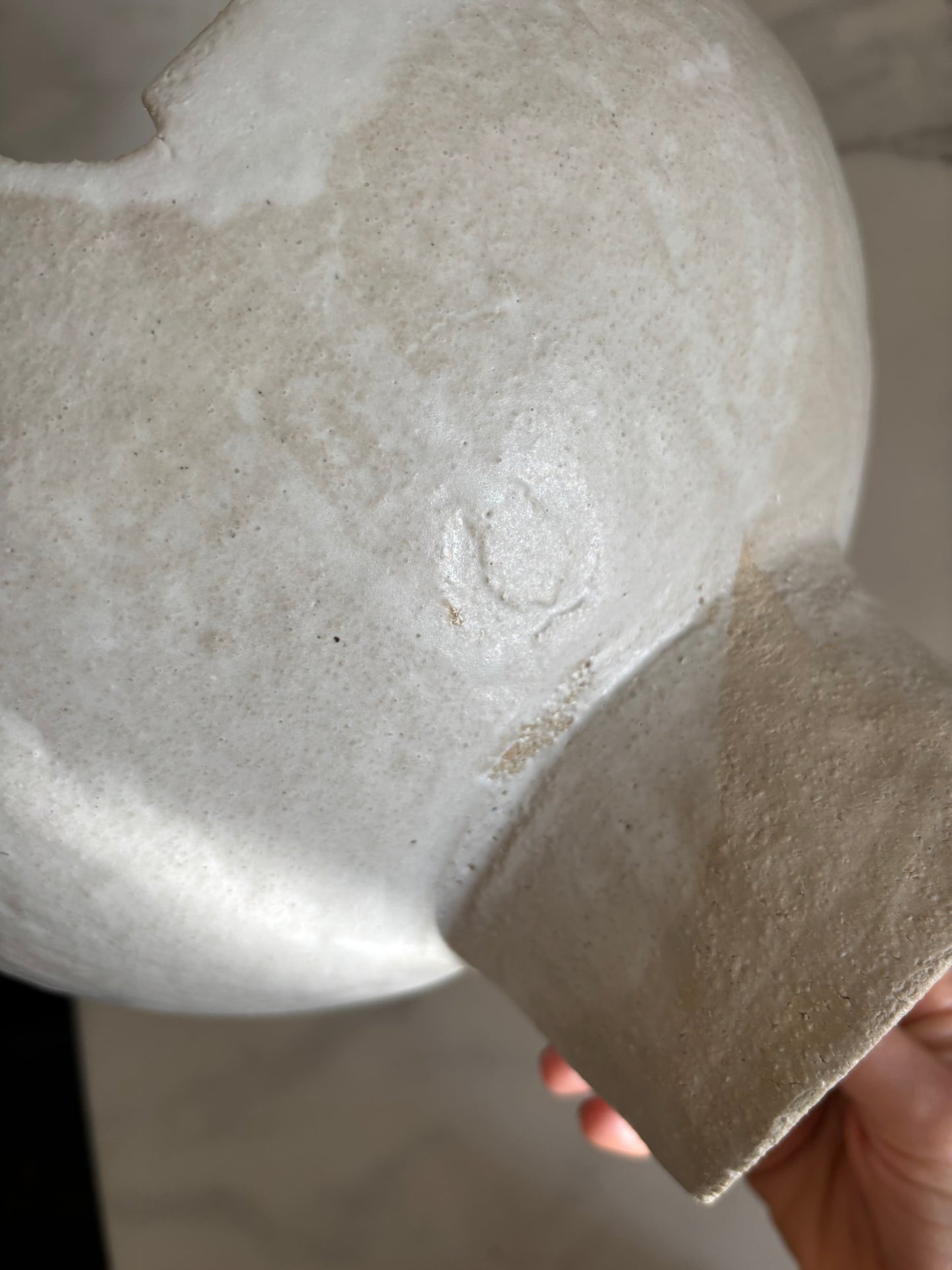 Ceramiczna Okrągła Misa na Cokole XXL Rustic White
