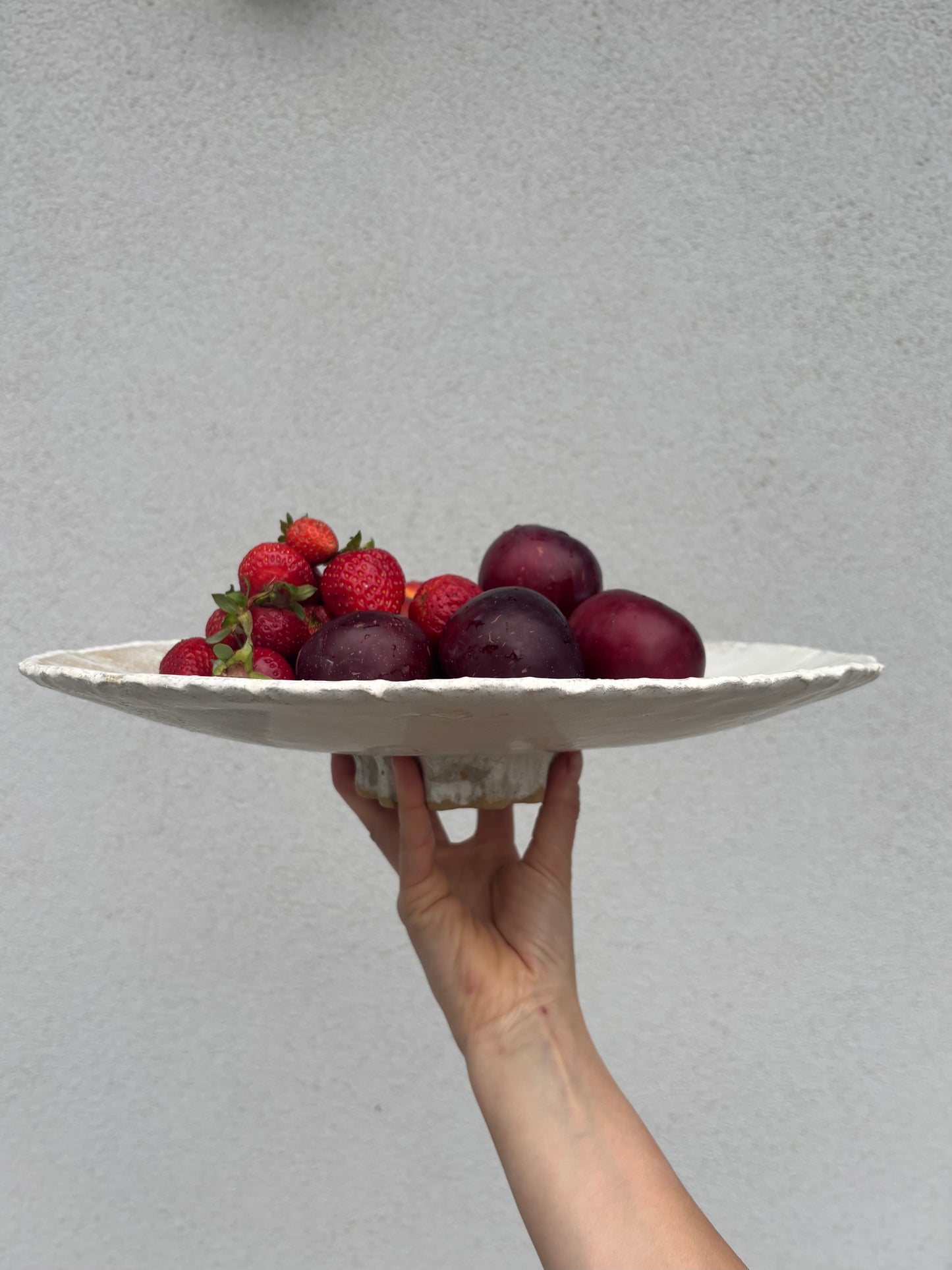 Ceramiczna Okrągła Misa na Cokole XXL Rustic White