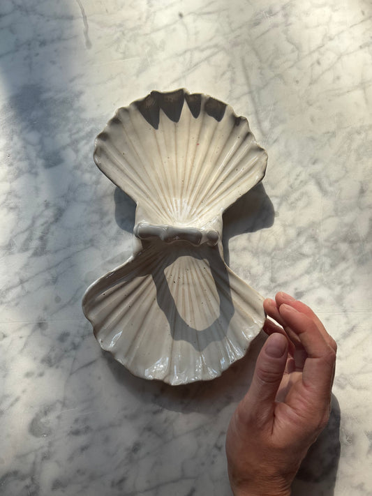 Ceramiczny Talerzyk Podwójna Muszla na Przekąski