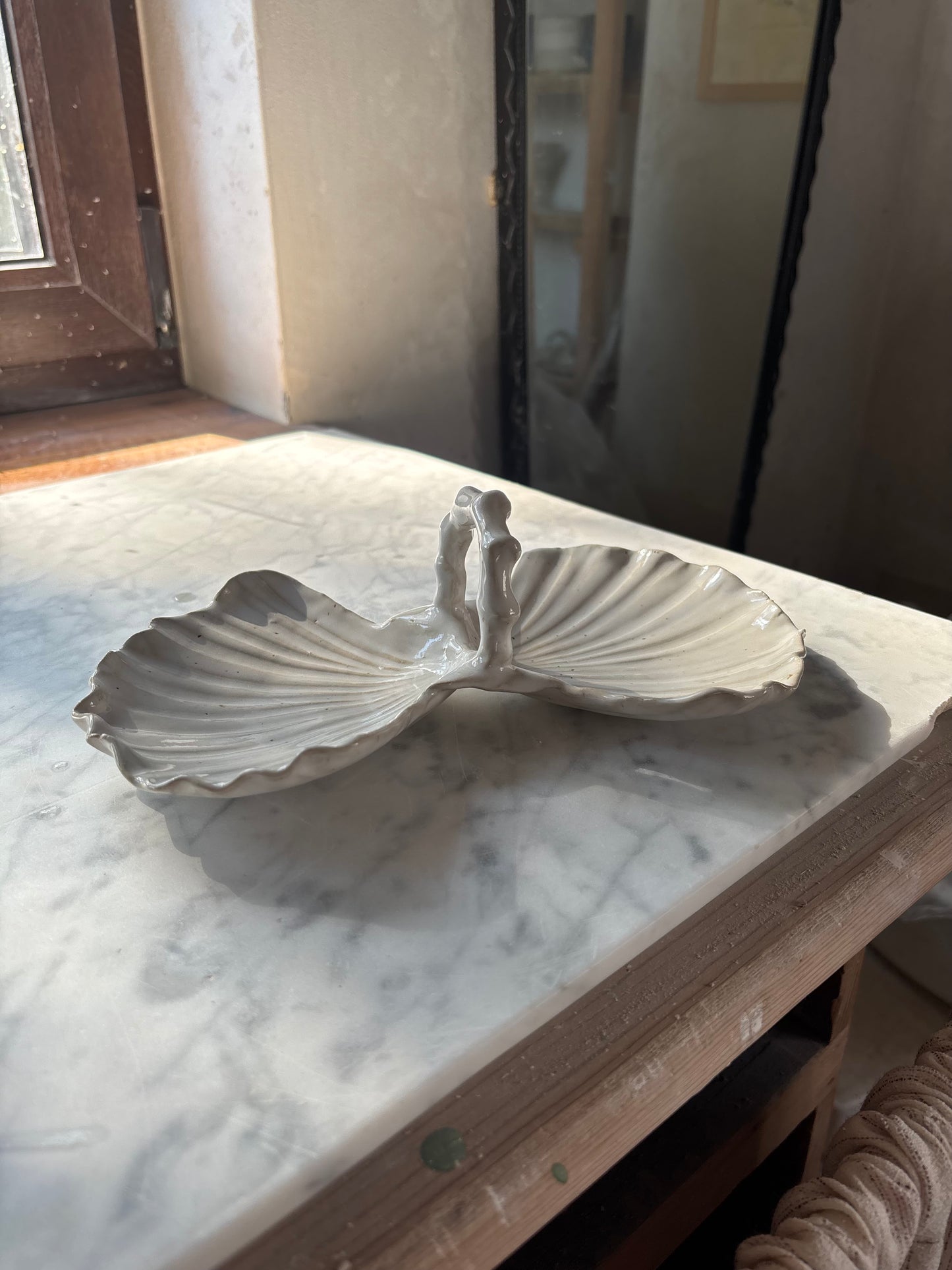 Ceramiczny Talerzyk Podwójna Muszla na Przekąski