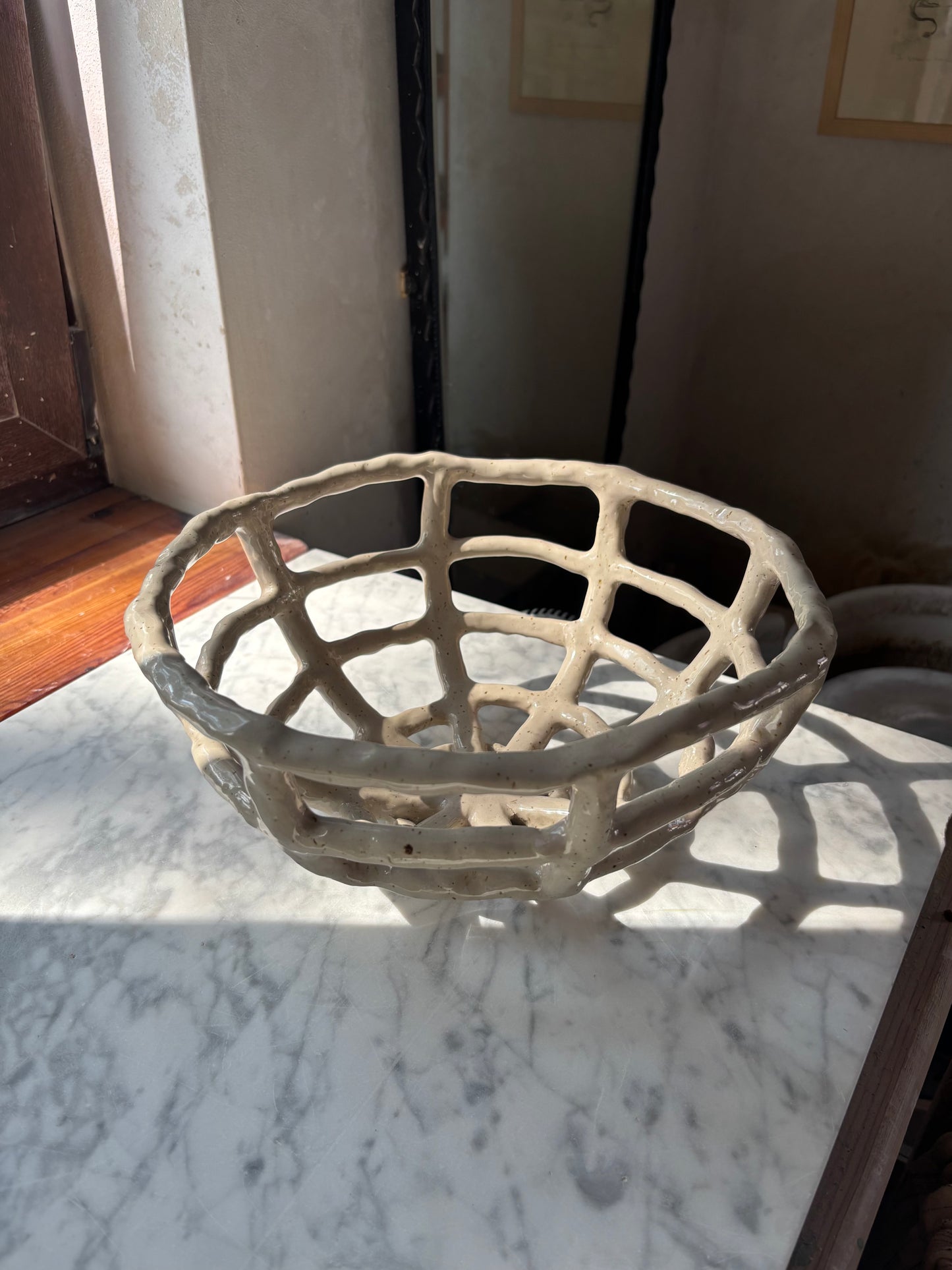 Ceramiczna Okrągła Misa na Owoce Summer Pretzel Light Pink